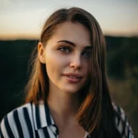Margaret L., verified customer